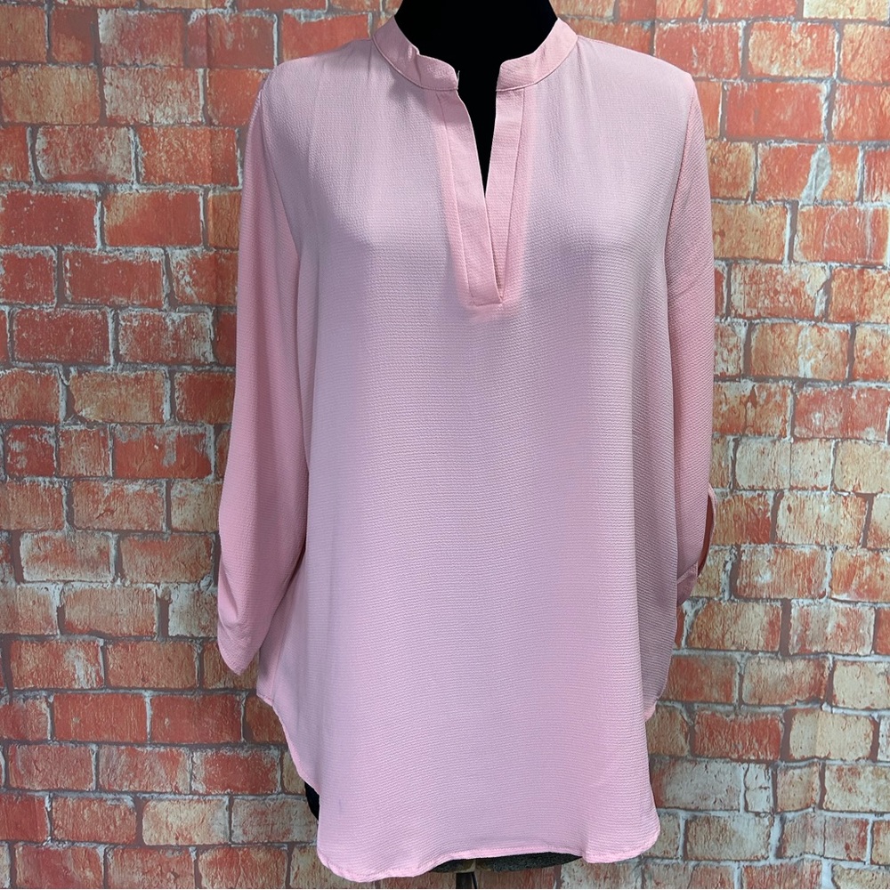 Love University Plus Size Crepe Split Neck Top‎